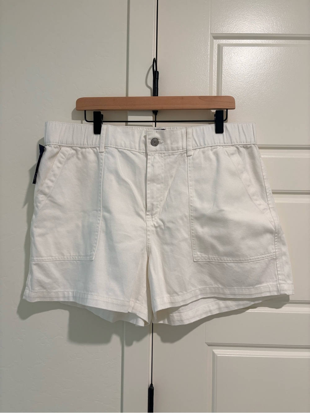GAP Sporty Jean Shorts NWT Elastic Waist Sz XL